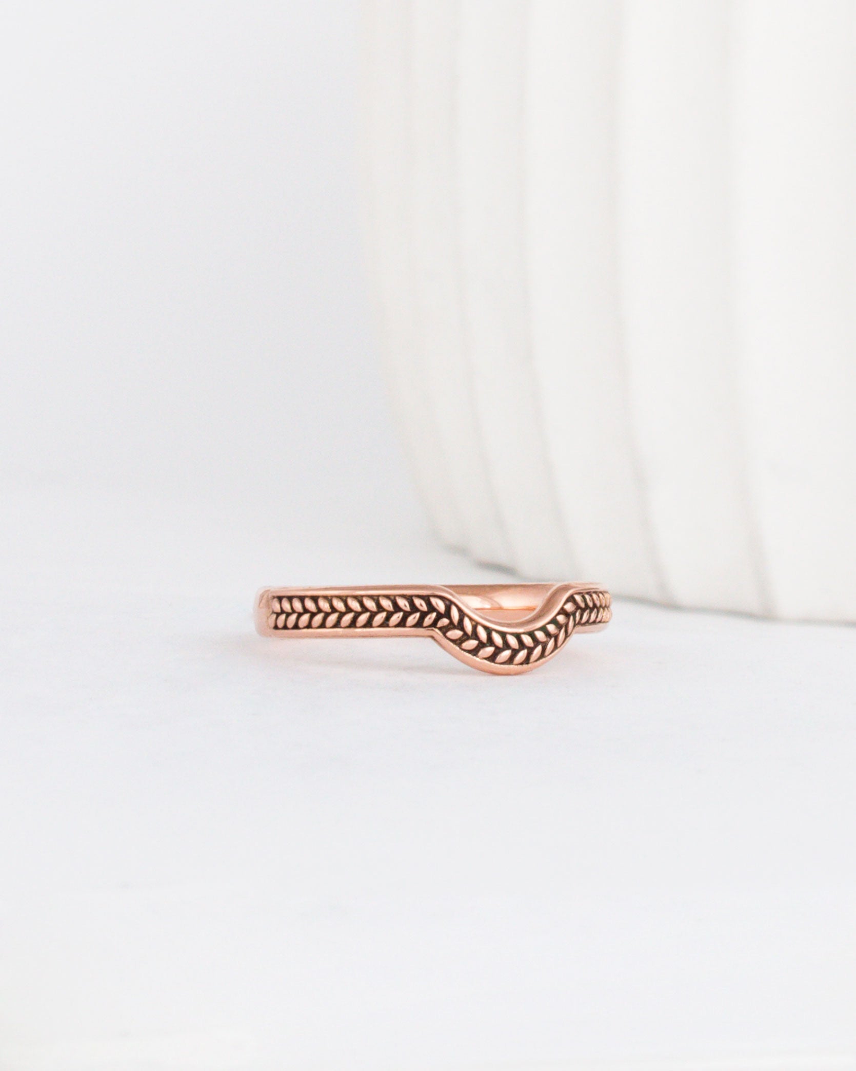 Laurel leaf clearance wedding band